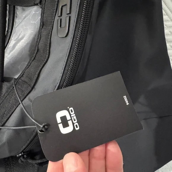 OGIO Collapsible Black Tote Bag - Picture 4 of 5